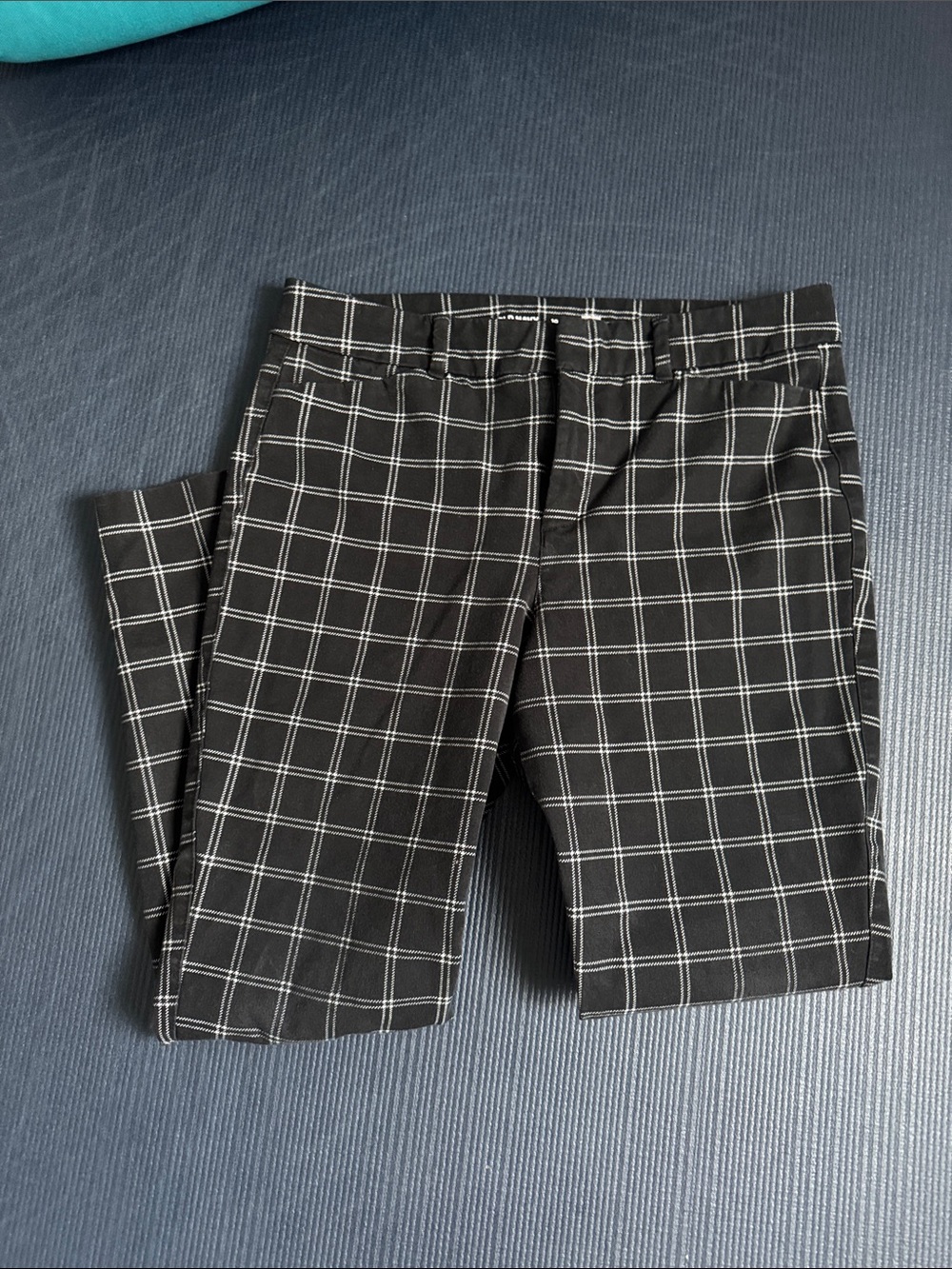 Old Navy Black Windowpane Plaid Pixie Pants, 10